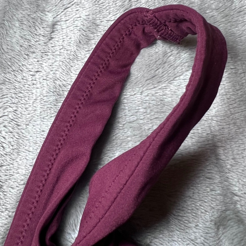 Yitty Womens Size Medium Ribbed Racerback Sports Bra Maroon Crop Top Athletic - Picture 11 of 12